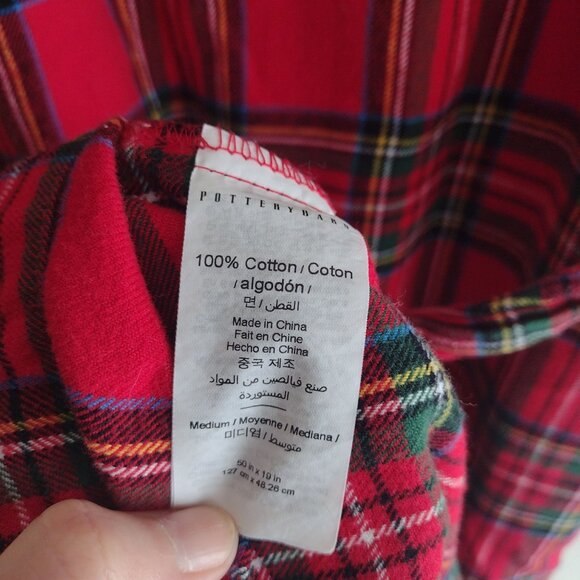 Pottery Barn Red Plaid Flannel Robe Womens M Cozy Holiday Wrapper w Pockets - Picture 2 of 11